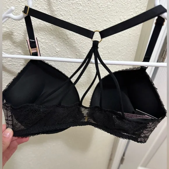 Victoria’s Secret Bombshell Add 2 Cups Push-up Bra - Picture 5 of 7